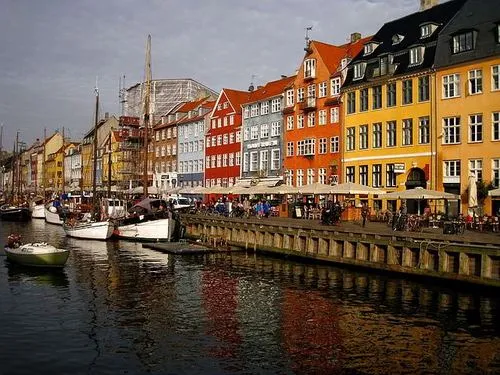दुनिया के सबसे अच्छे देश : Denmark